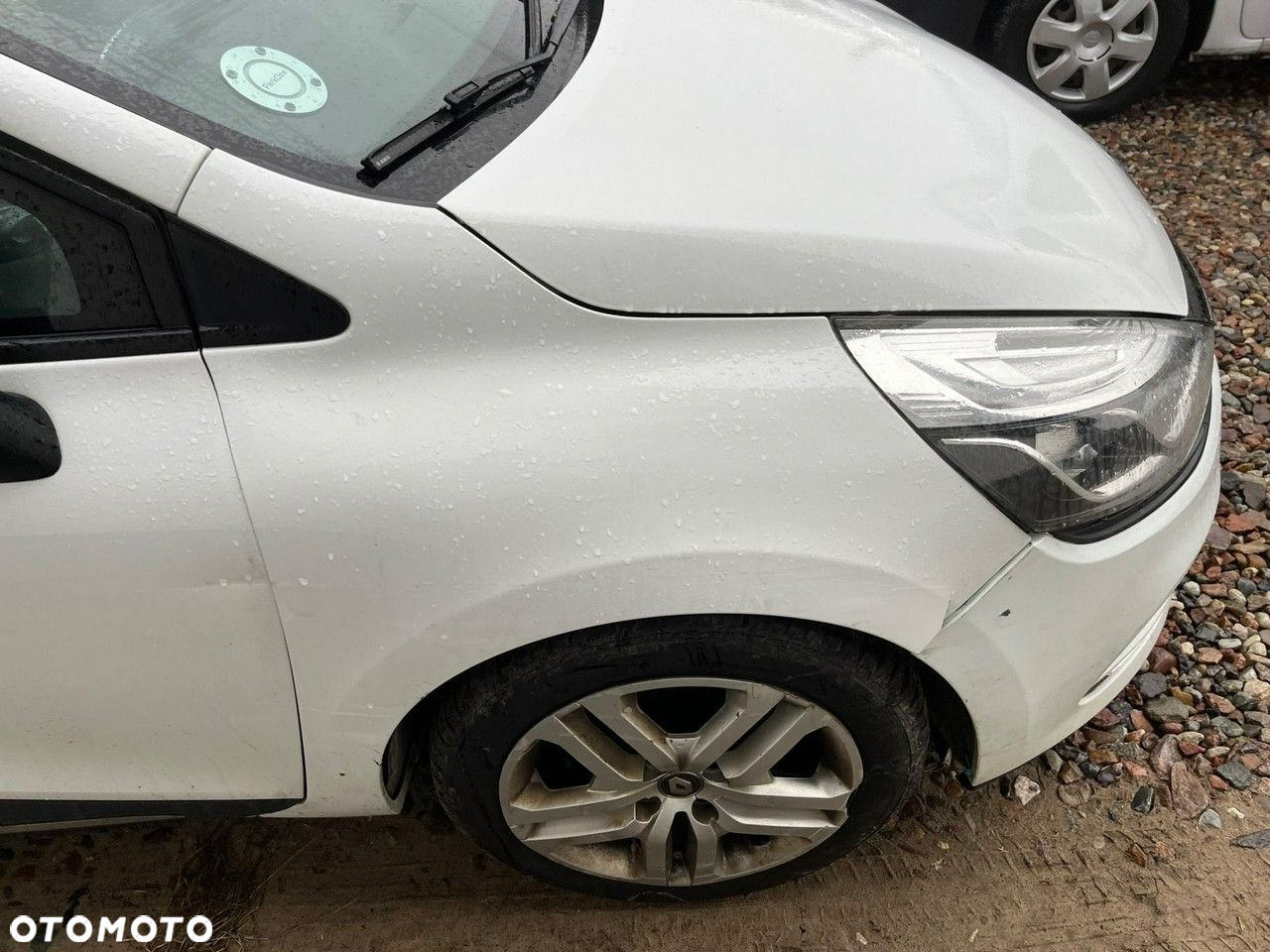 Renault Clio - 15