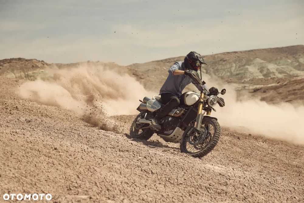 Triumph Scrambler - 3