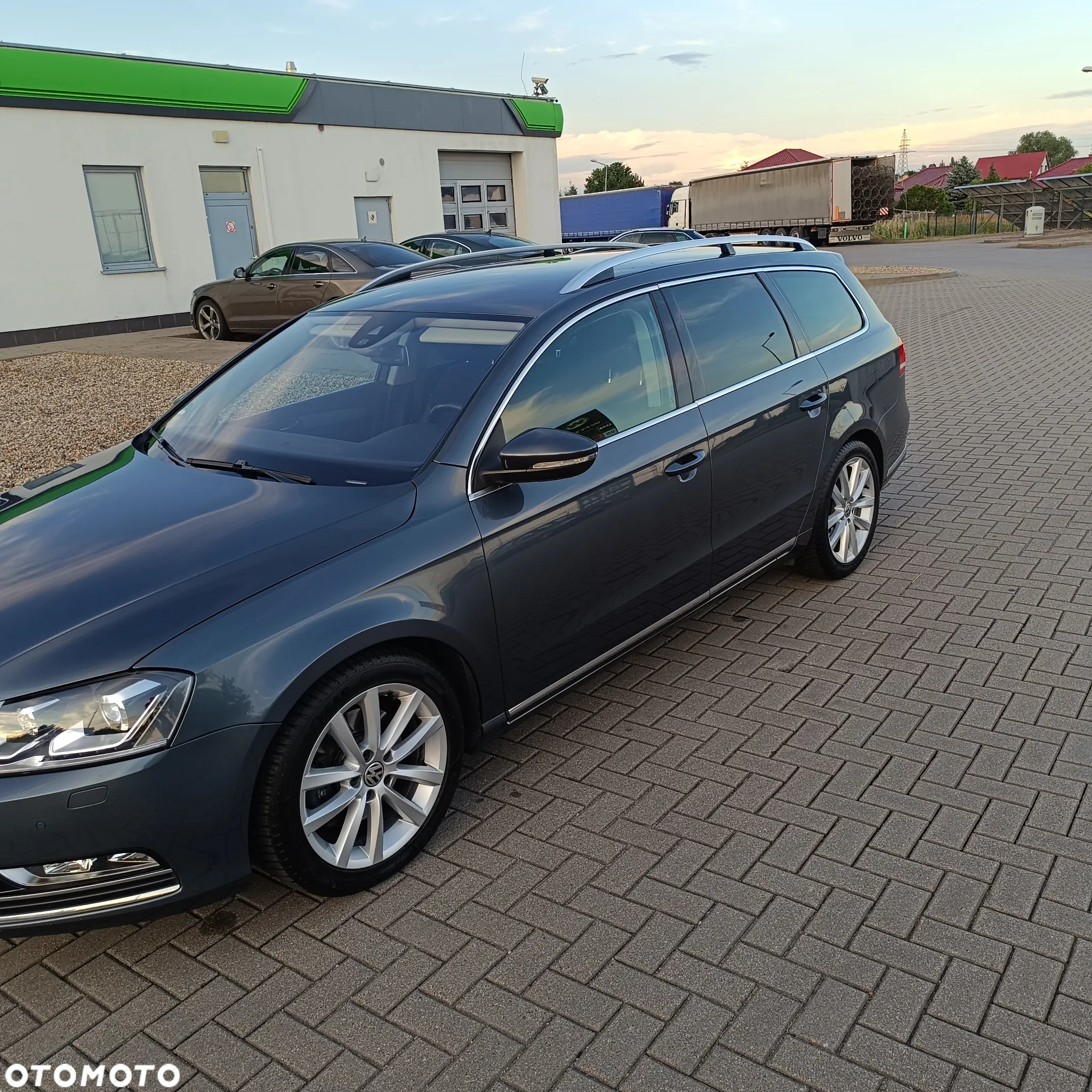 Volkswagen Passat 2.0 TDI Highline - 3