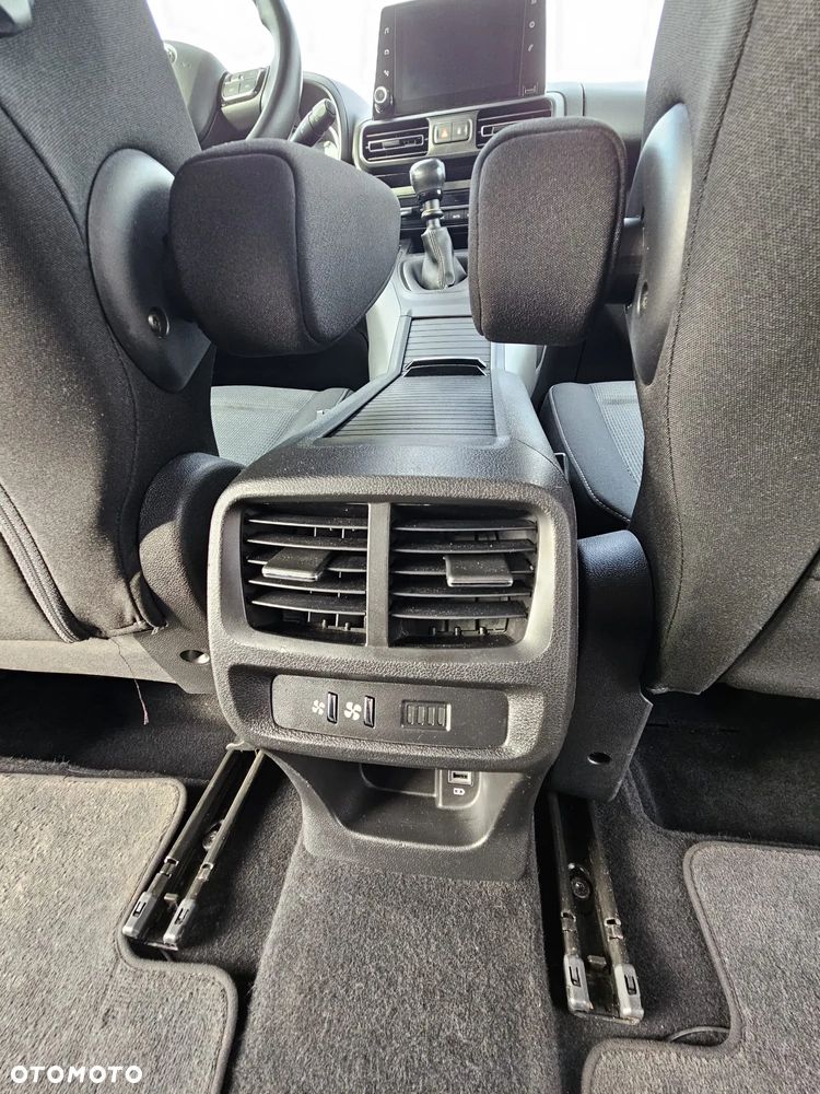 Toyota Proace City Verso Long 1.2 D-4T Family - 28