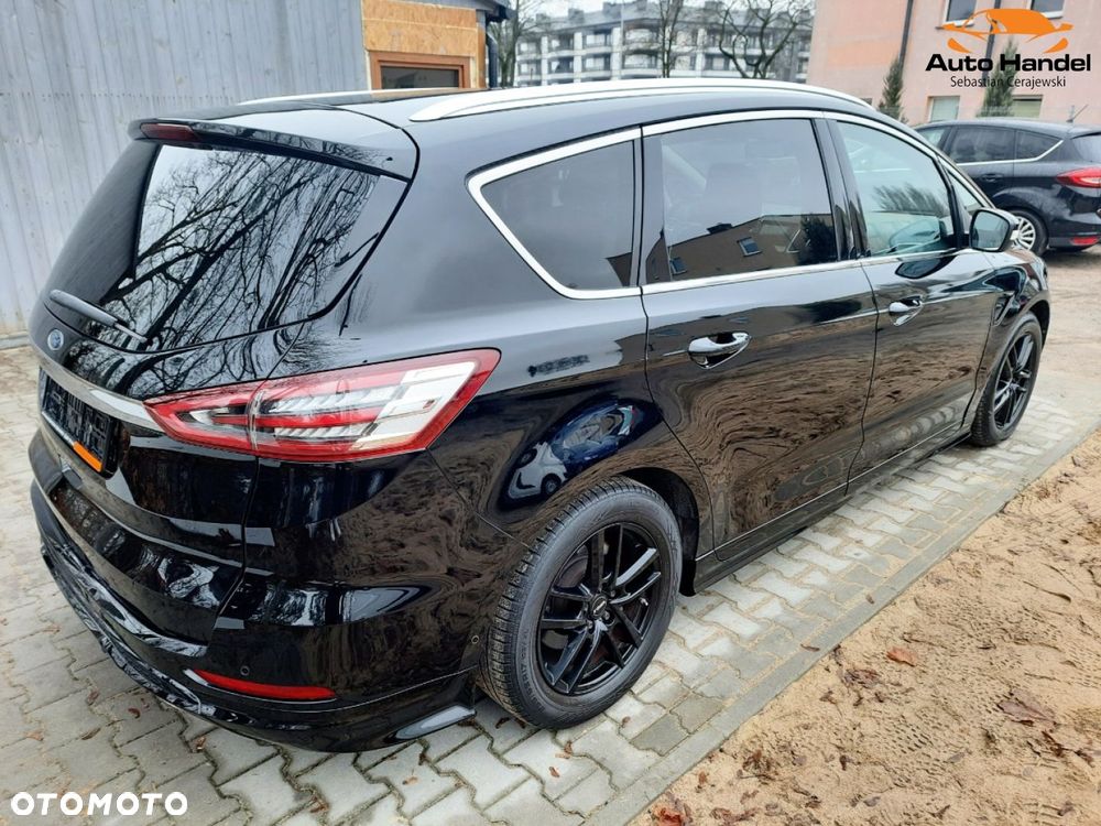 Ford S-Max 2.0 TDCi Titanium PowerShift - 12