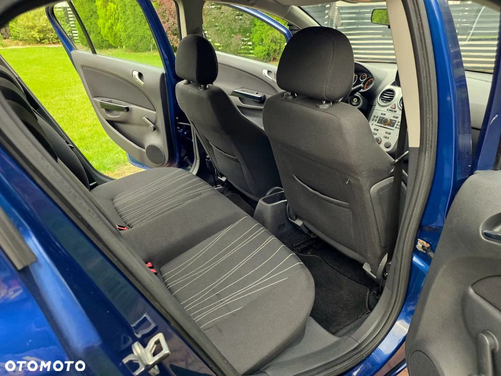 Opel Corsa 1.0 12V Essentia - 17