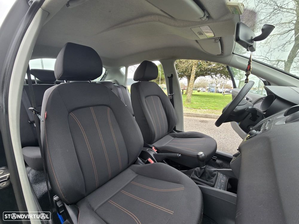 SEAT Ibiza 1.2 12V Reference - 16