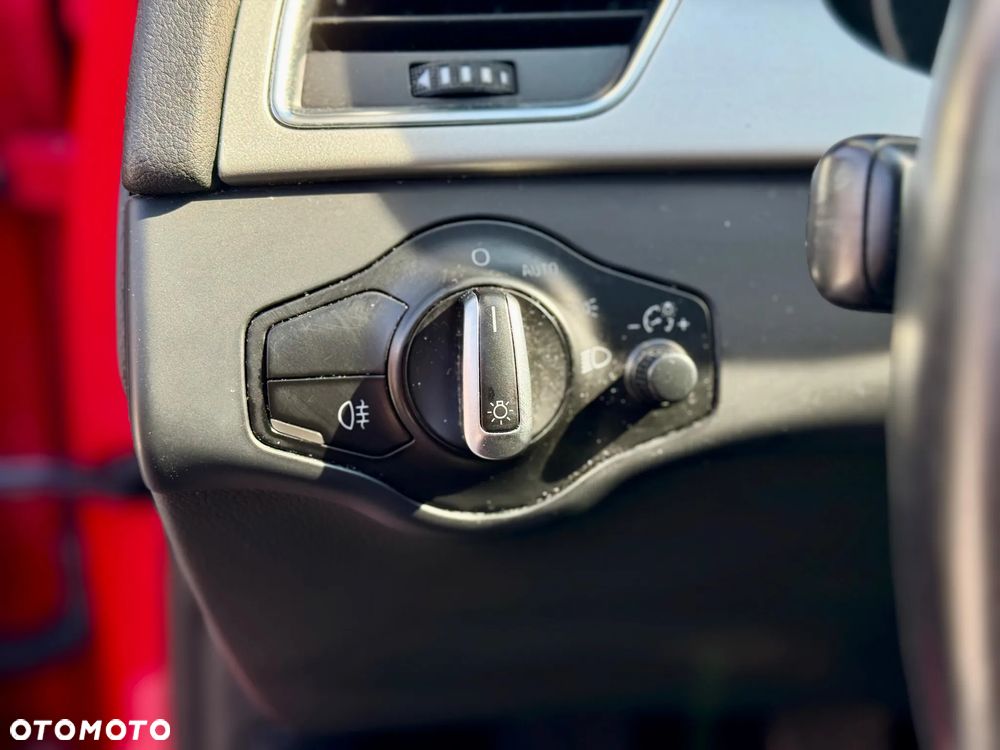 Audi A4 Avant 2.0 TDI e DPF S line Sportpaket - 22