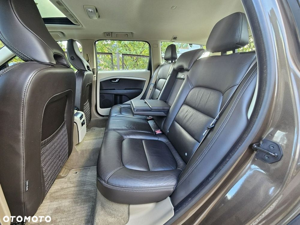 Volvo XC 70 D4 Geartronic Summum - 20