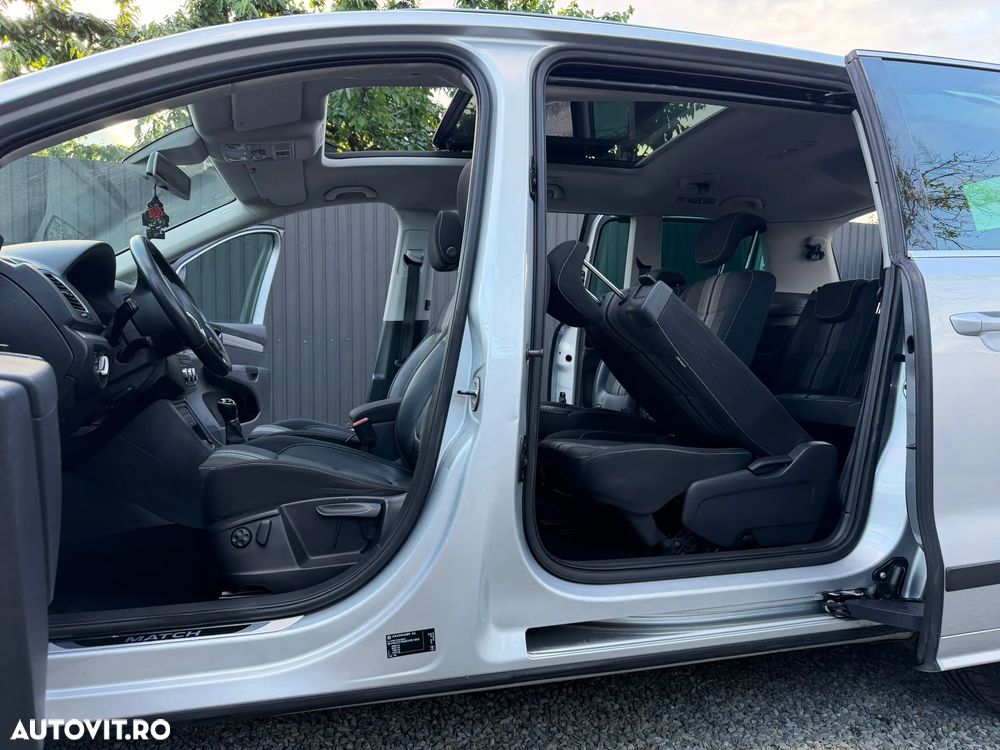Volkswagen Sharan 2.0 TDI 4MOTION BlueMotion Technology Highline - 4