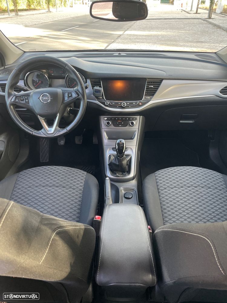 Opel Astra Sports Tourer - 5