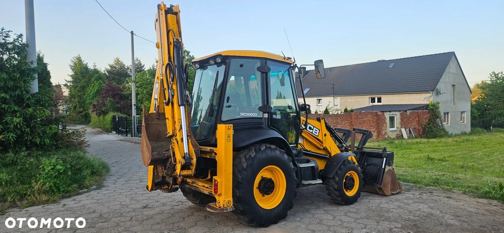 JCB 3CX - 4