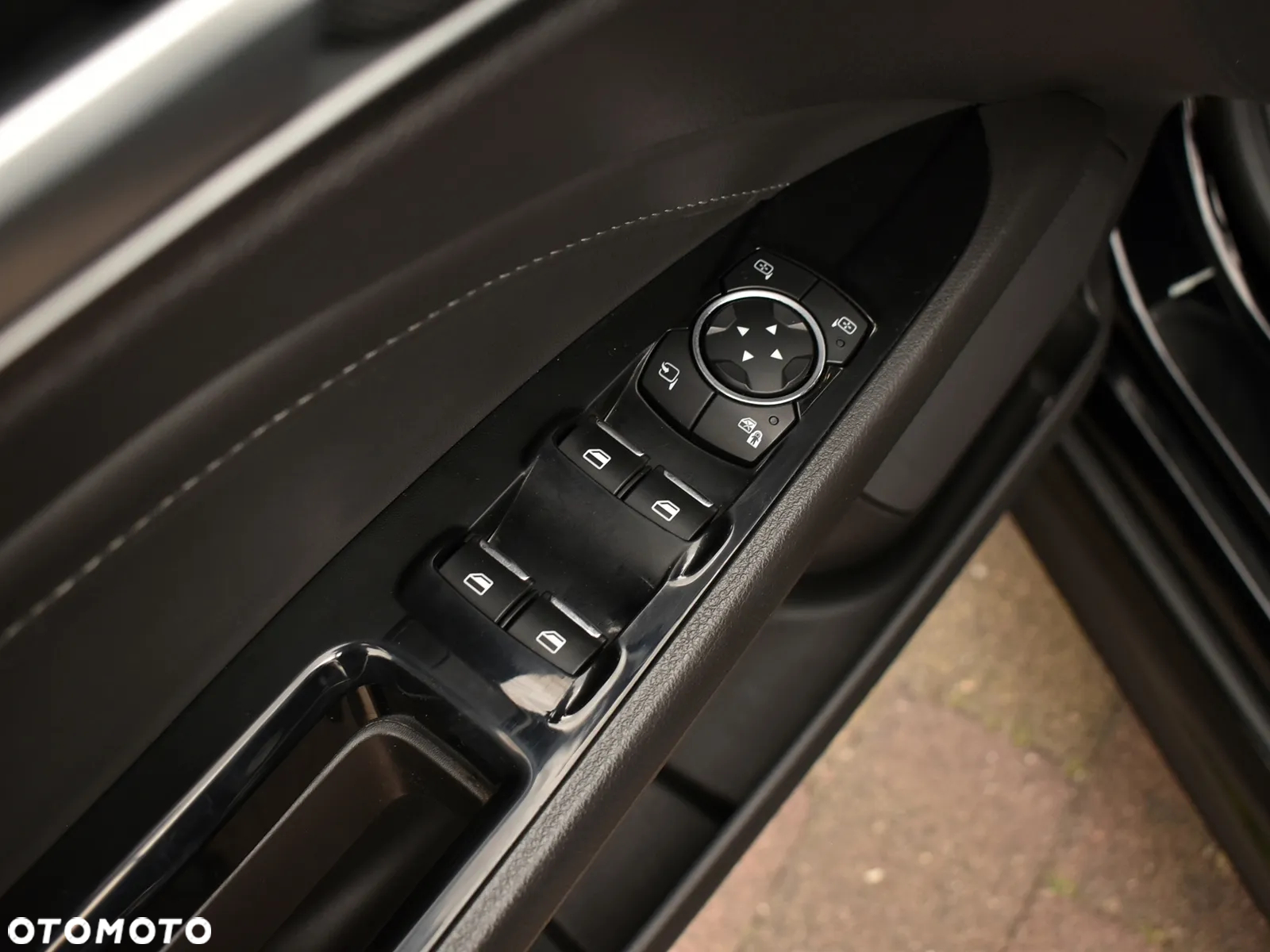 Ford Mondeo 2.0 TDCi ST-Line PowerShift - 18
