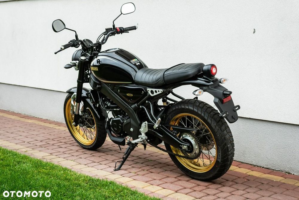 Yamaha XSR - 5
