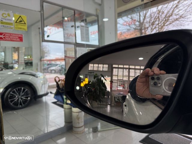 Toyota C-HR 1.8 HSD Exclusive+P.Luxury - 18