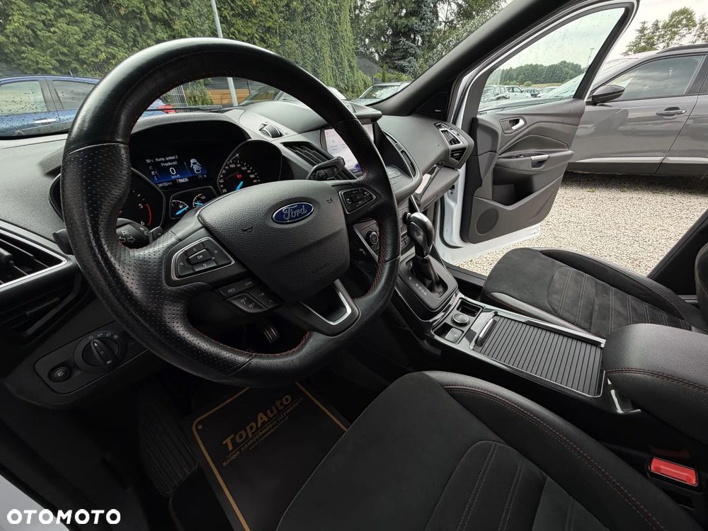 Ford Kuga 2.0 TDCi 2x4 ST-Line - 19