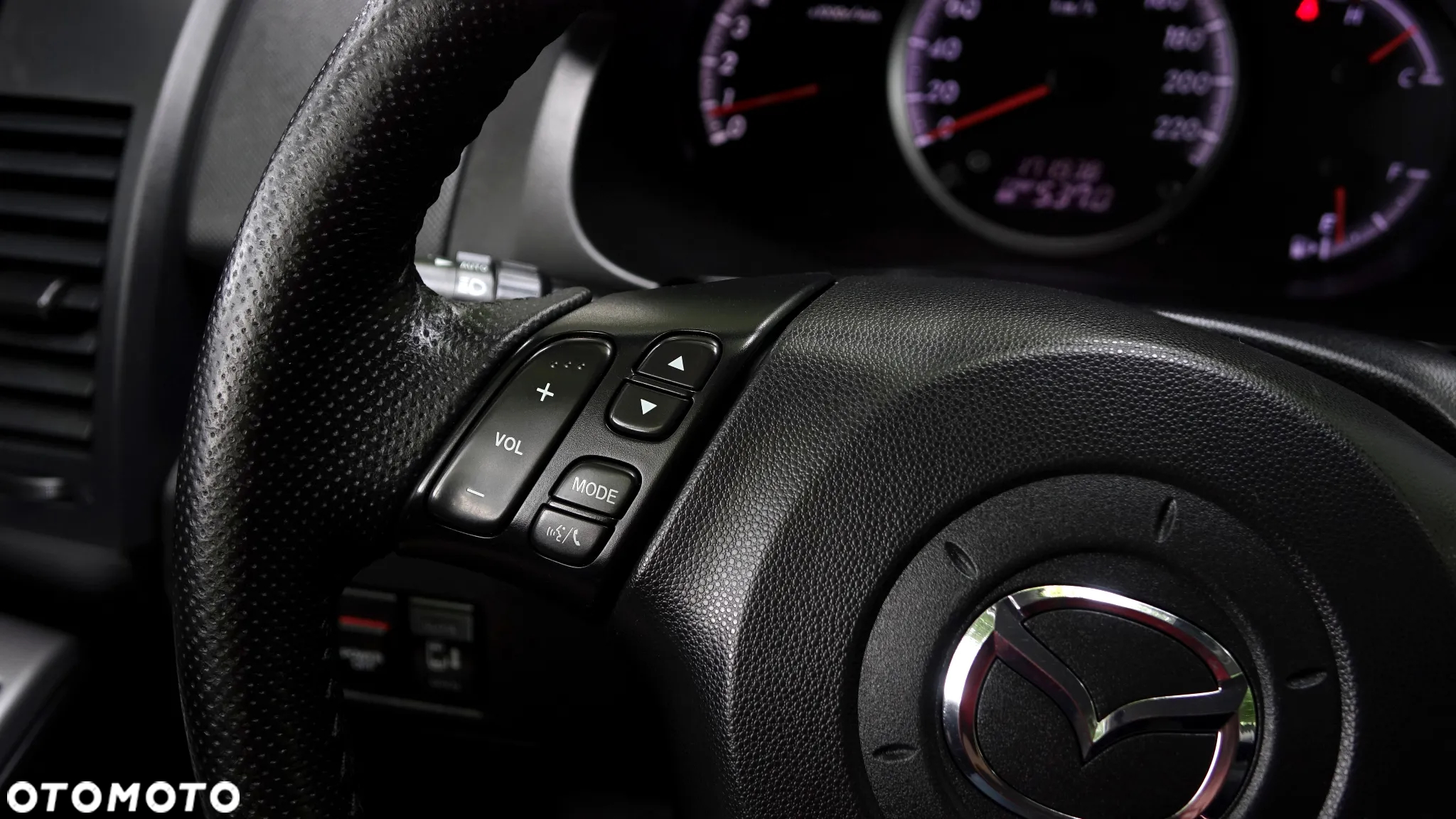 Mazda 5 2.0 Sport - 15