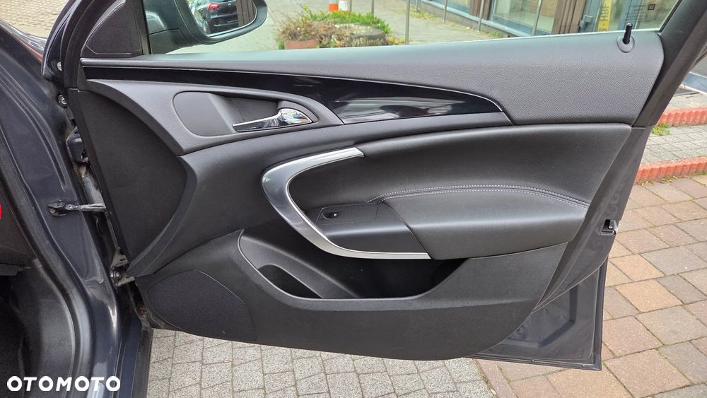 Opel Insignia 1.6 T Cosmo - 29