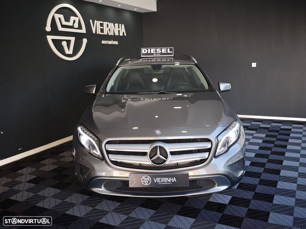 Mercedes-Benz GLA 200 (CDI) d 7G-DCT Urban - 10