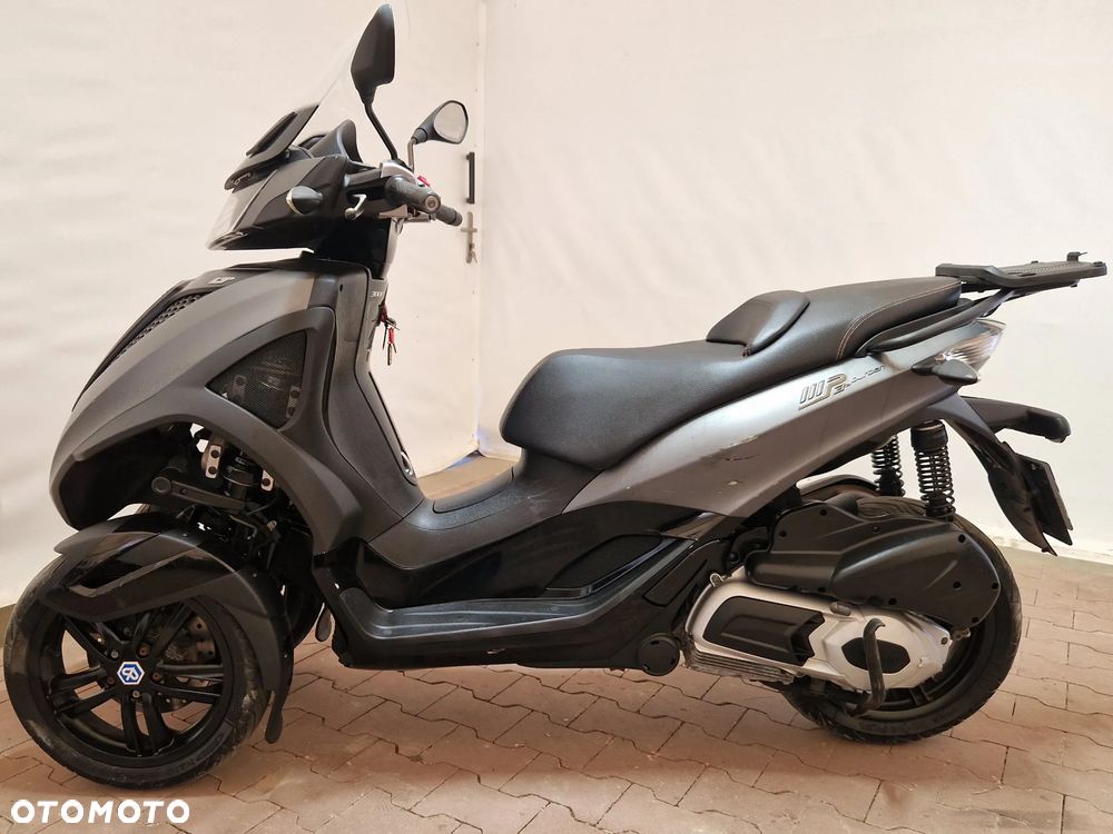 Piaggio MP-3 - 3