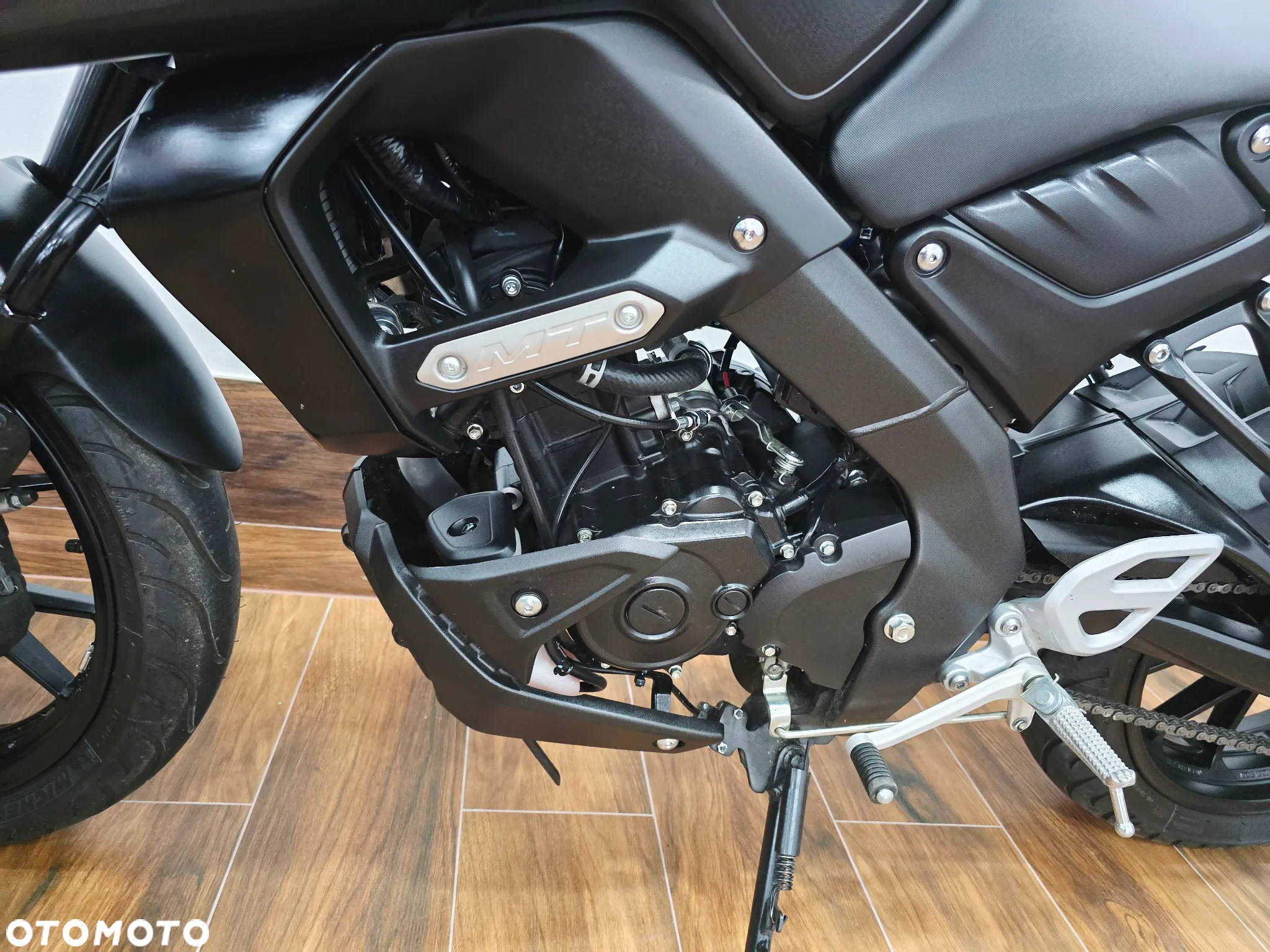 Yamaha MT - 32