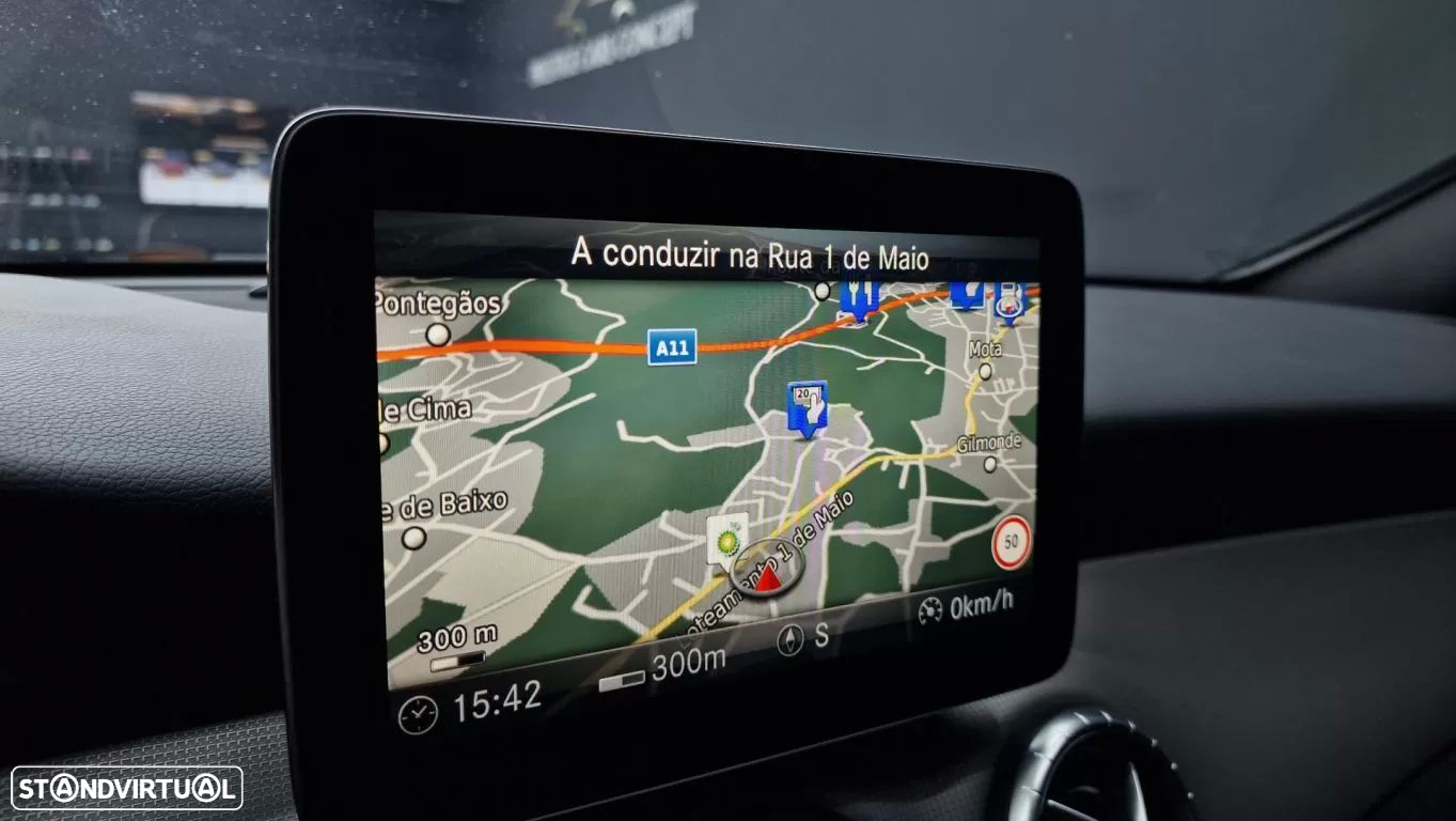 Mercedes-Benz CLA 180 d Shooting Brake AMG Line - 31