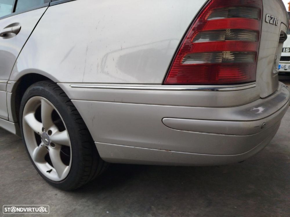 Pára-choques trás MERCEDES-BENZ Classe C (W203) - 3