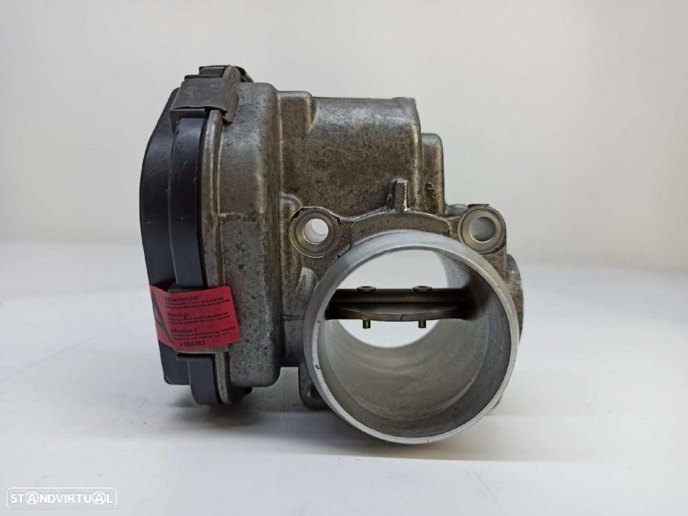 CORPO DE BORBOLETAS FORD FOCUS LIM. TREND + - 1