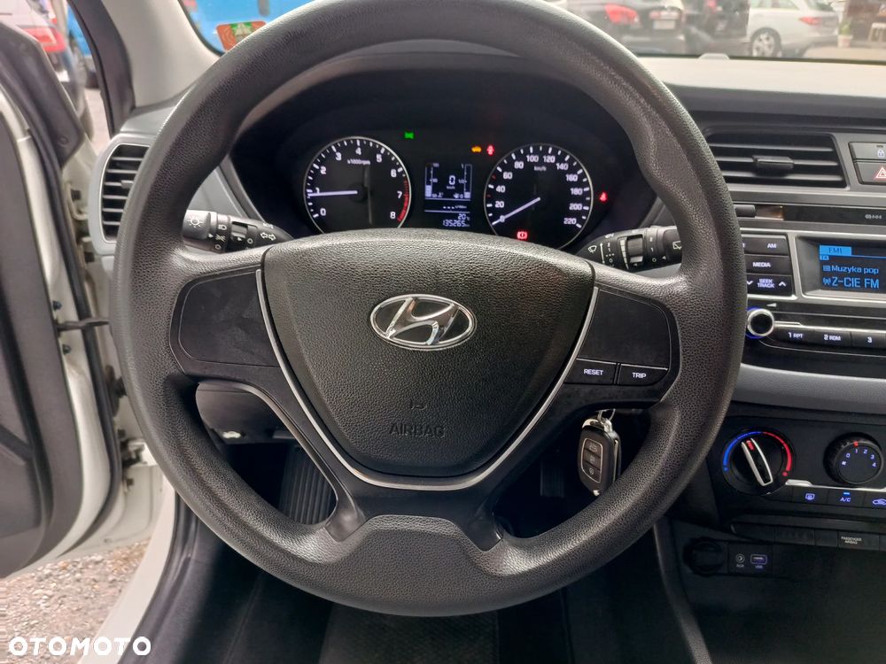 Hyundai i20 - 31