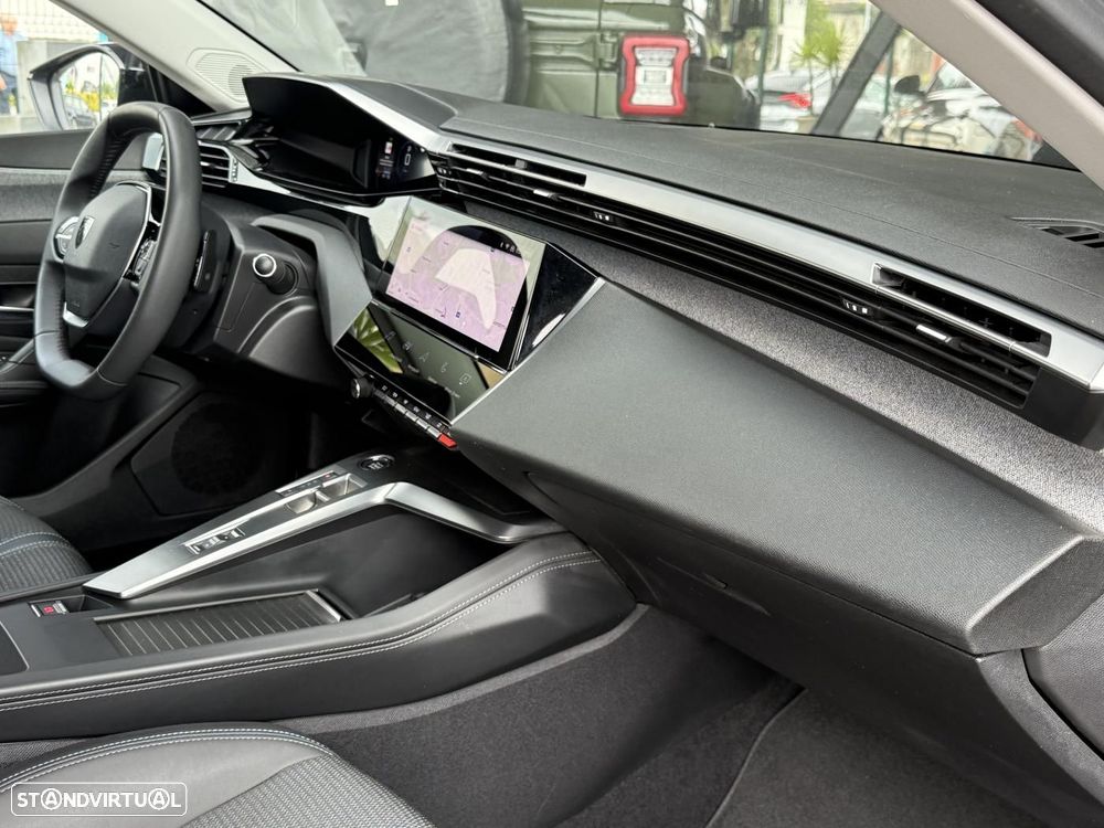 Peugeot 308 1.2 PureTech Allure EAT8 - 45
