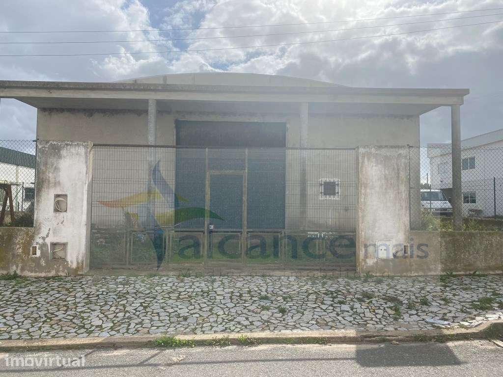 Armazém em Zona de Atividades Económicas - Vila Nova de São Bento - Grande imagem: 3/11