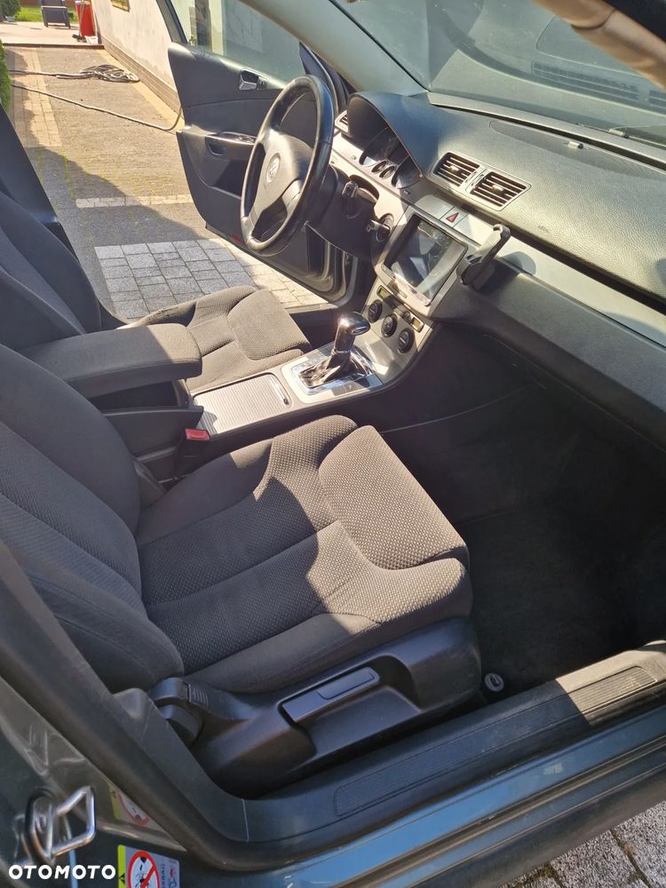 Volkswagen Passat 2.0 TDI Highline DSG - 20