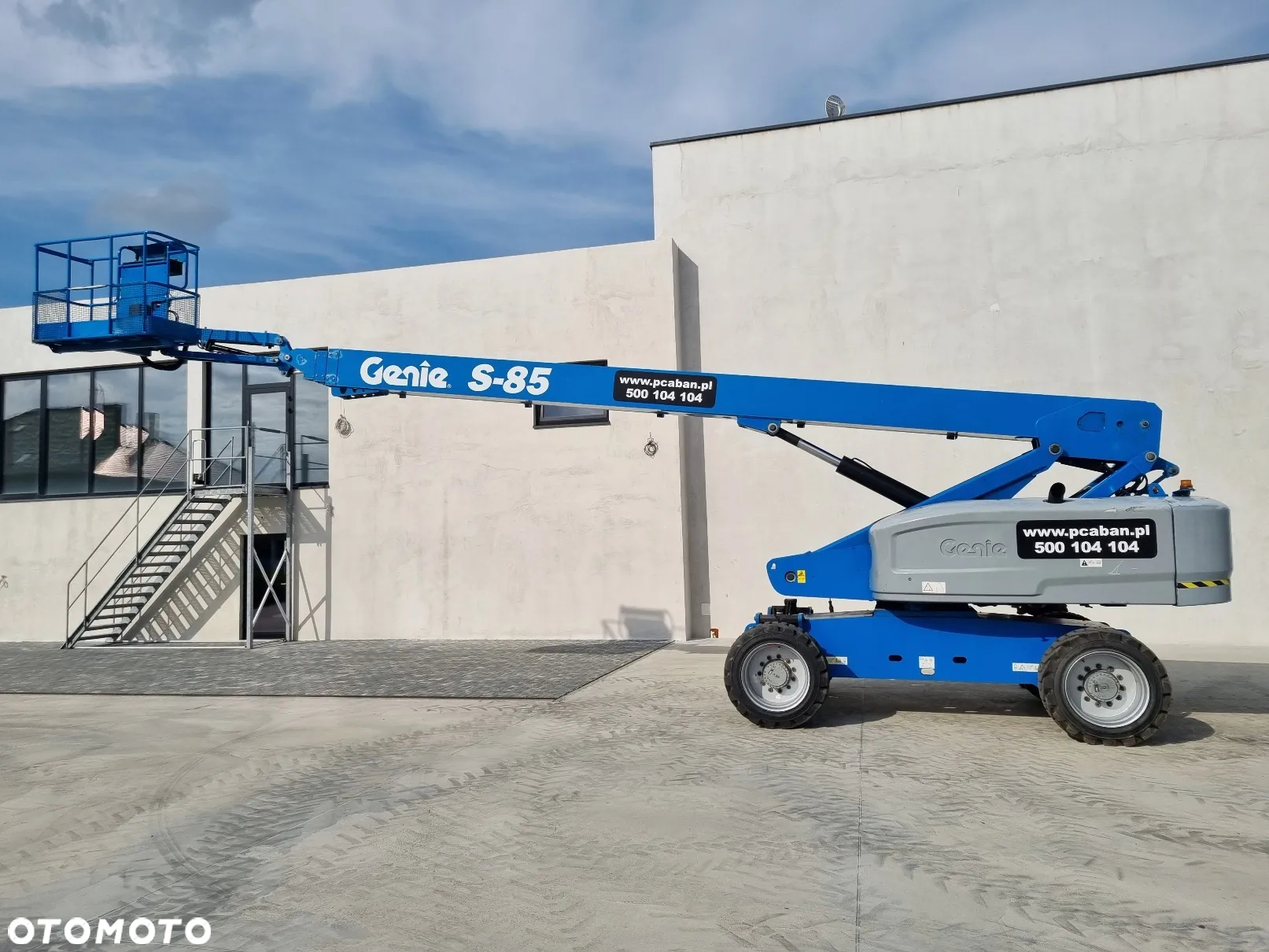 Genie S-85 / JLG 860SJ - 2