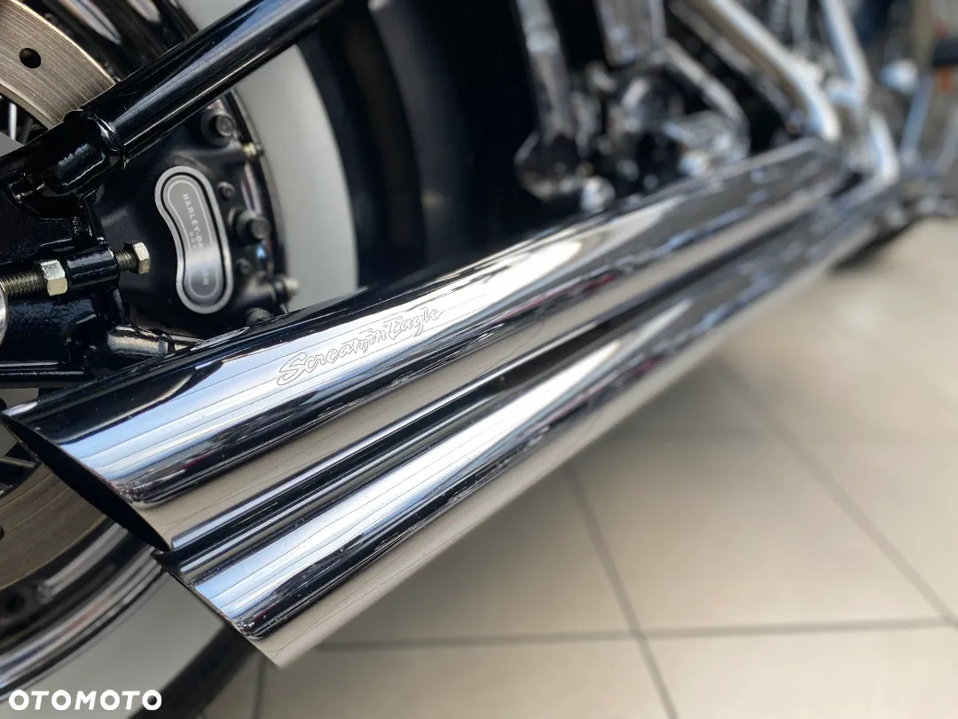 Harley-Davidson Softail - 26