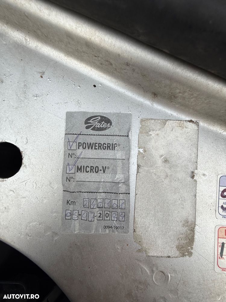 Dacia Duster 1.6 16V 4x2 Prestige - 17