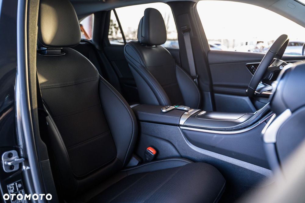 Mercedes-Benz GLC - 15