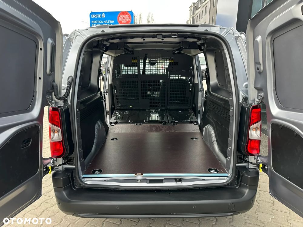 Peugeot Partner Furgon Załogowy XL Diesel 100KM Manual - 12
