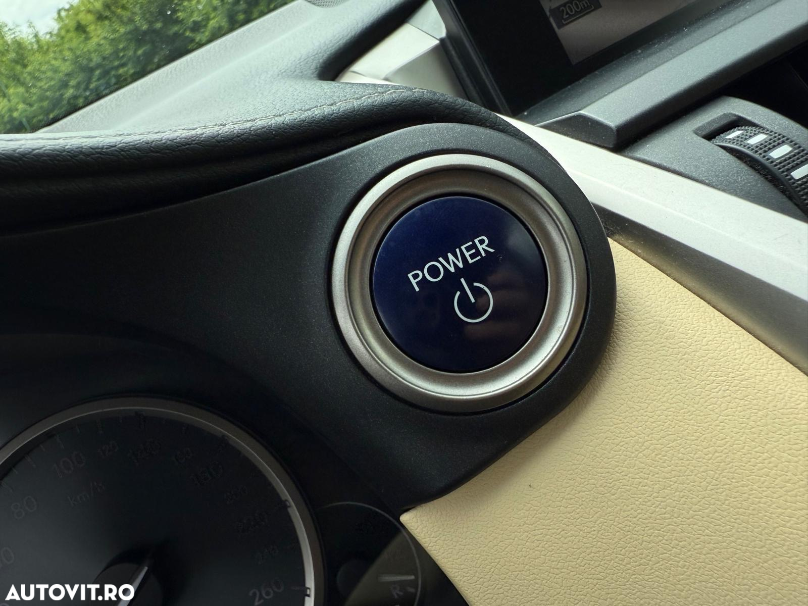 Lexus Seria NX 300h - 14