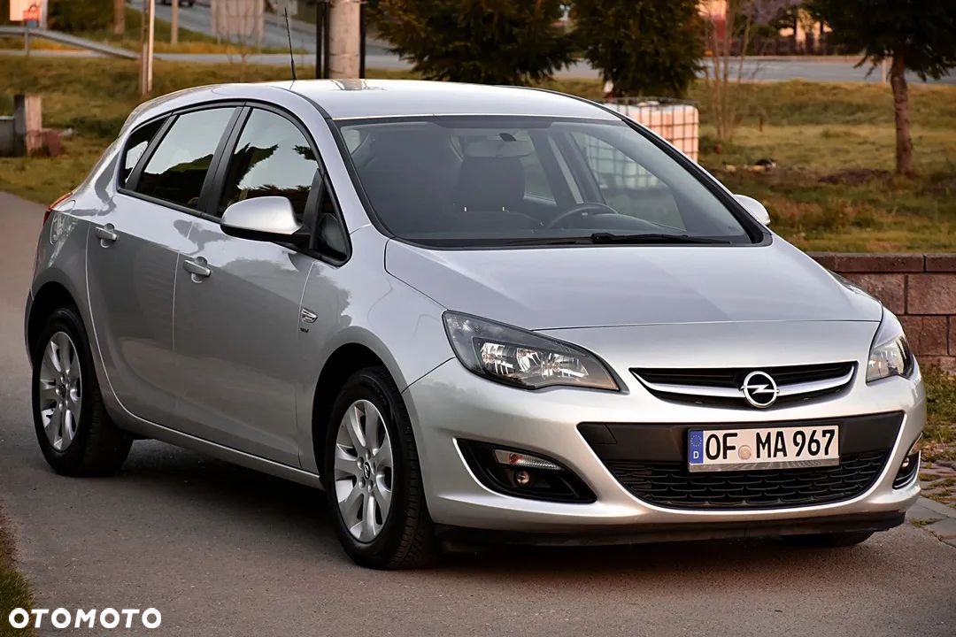 Opel Astra 1.6 Active - 1
