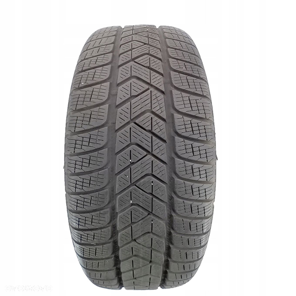 235/60R18 107H Pirelli Scorpion Winter 6mm 2022r 79365