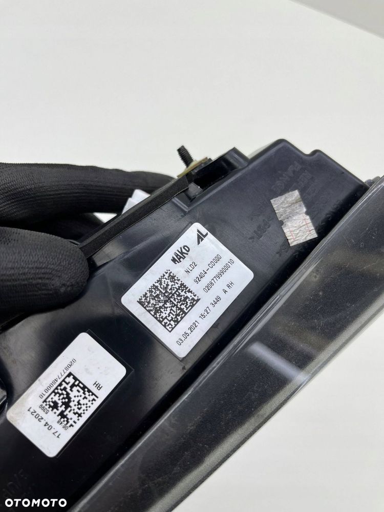 HYUNDAI I20 III N-LINE LAMPA LEWA TYŁ W KLAPĘ LED 92404-C0000 - 11