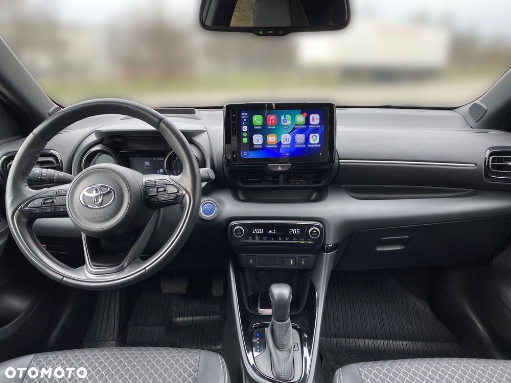 Toyota Yaris Hybrid 1.5 Selection Style - 4