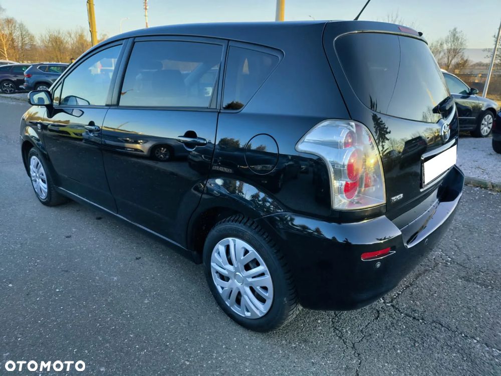Toyota Corolla Verso - 13