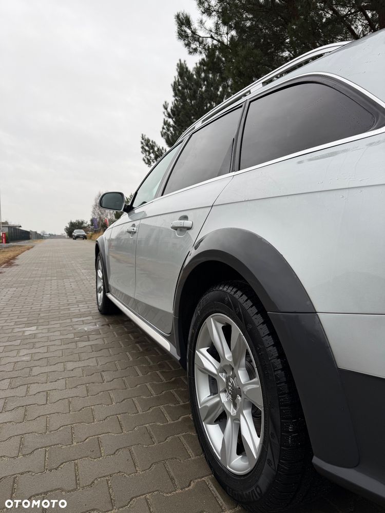 Audi A4 Allroad 2.0 TDI DPF S tronic - 6