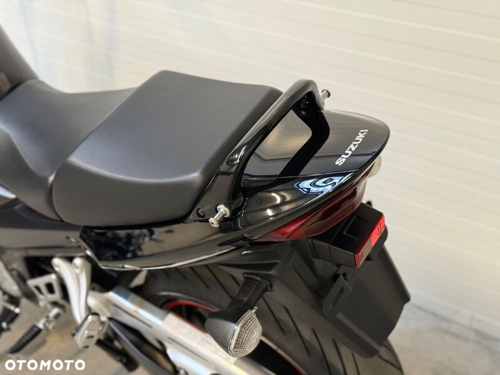Suzuki Bandit - 35