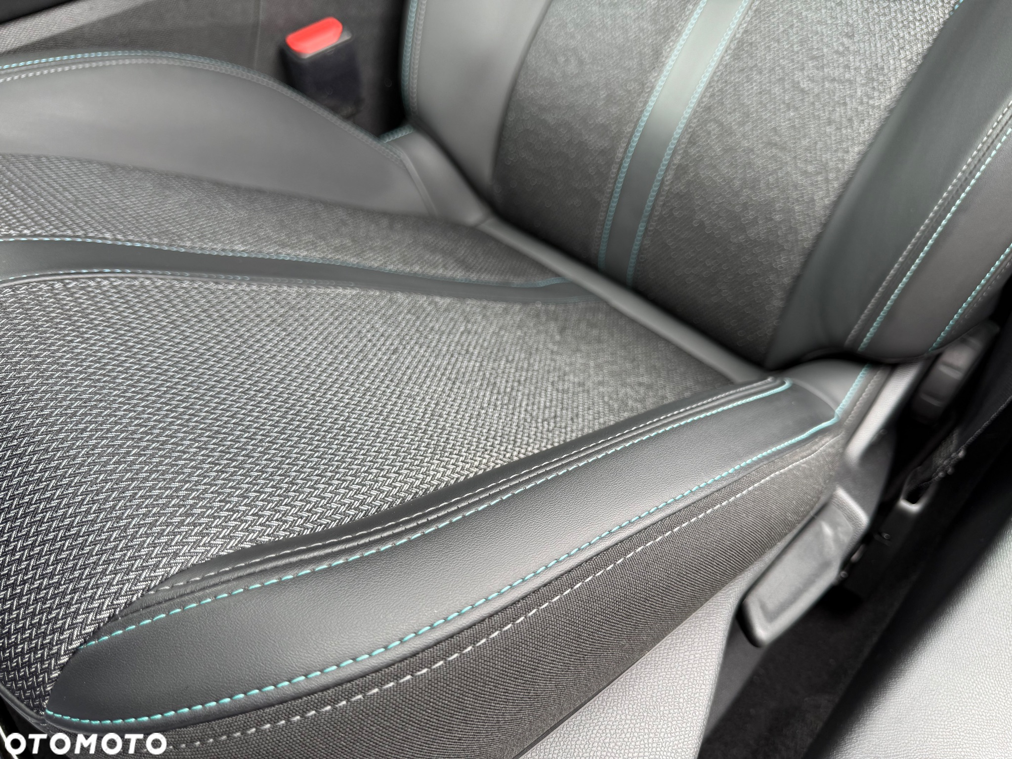 Peugeot 308 1.6 Hybrid PHEV GT Pack EAT8 - 9