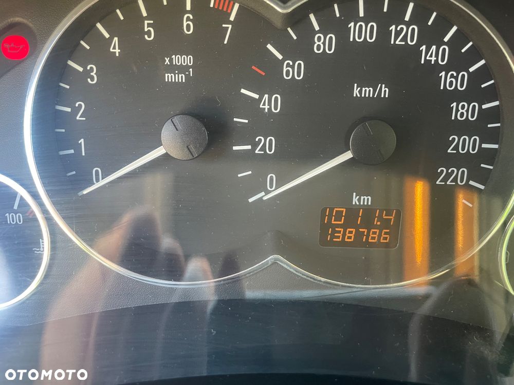 Opel Meriva 1.6 16V (Essentia) - 2