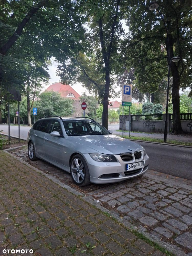 BMW Seria 3 325i - 18