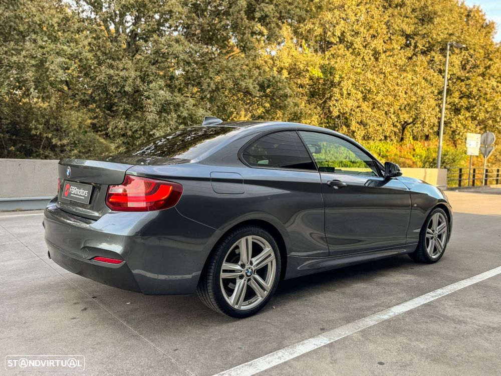 BMW 218 - 11