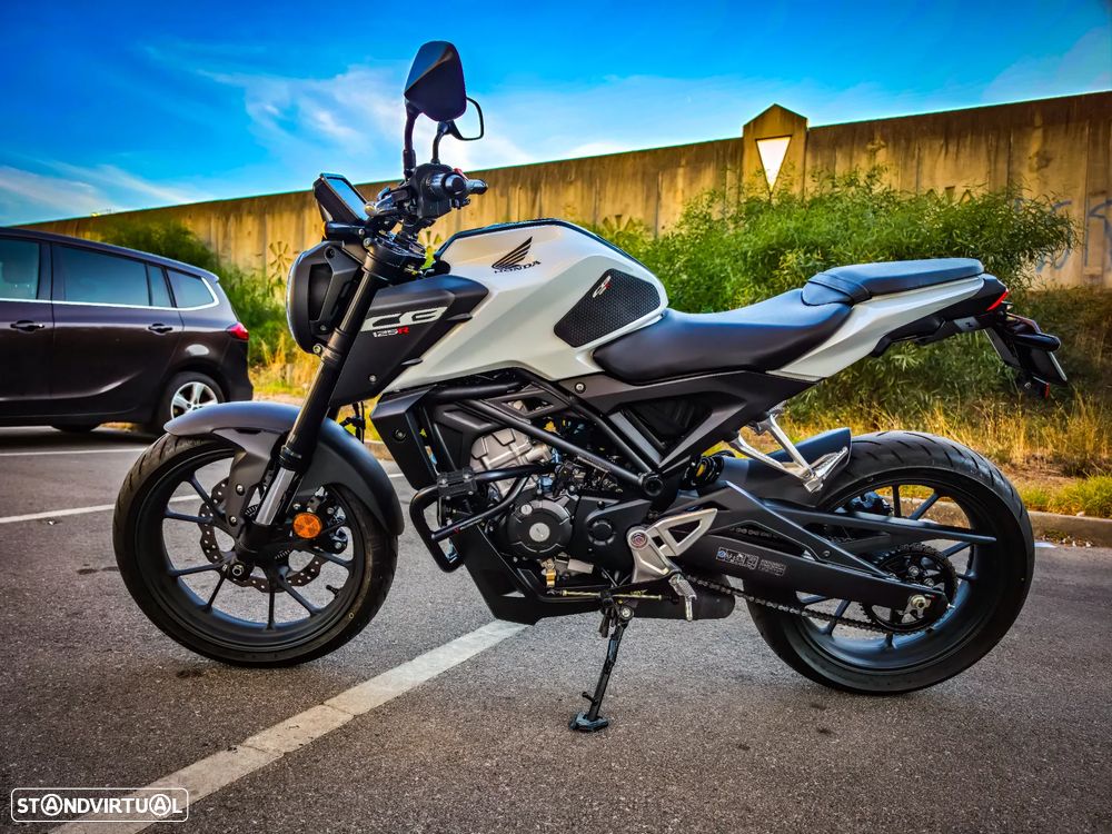Honda CB Neo Sports Café - 2