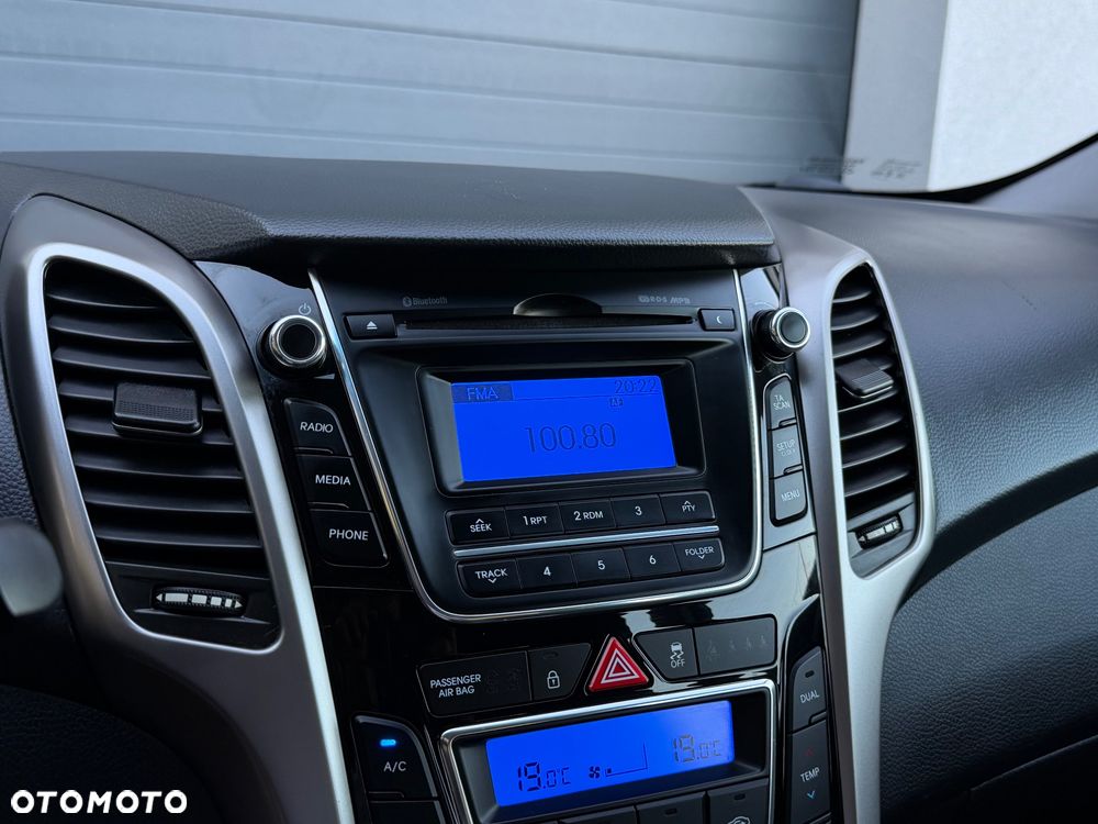 Hyundai i30 1.4 Premiere Comfort - 18