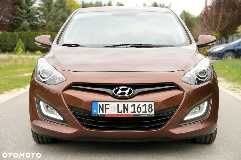 Hyundai i30 1.4 Premium - 12