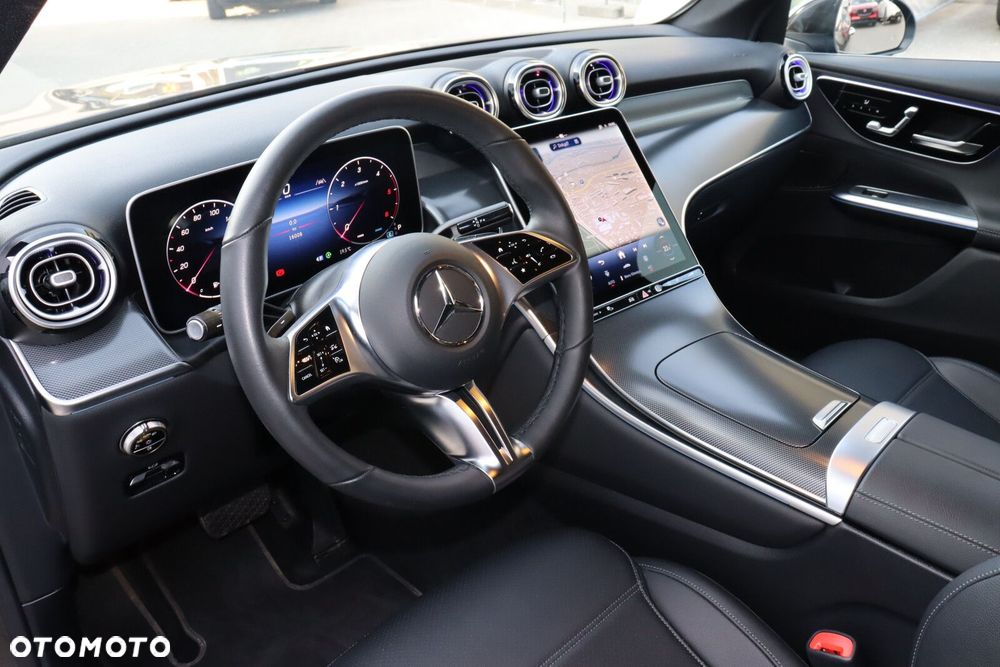 Mercedes-Benz GLC - 9