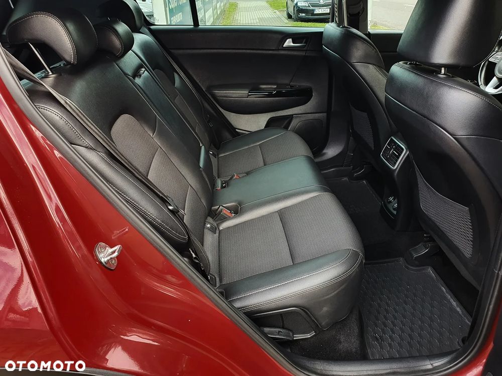 Kia Sportage 1.6 GDI Black Edition 2WD - 12
